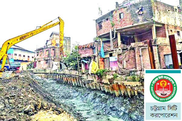 খালপাড়ের ভবনগুলোর কী হবে?
