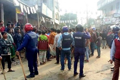 গোবিন্দগঞ্জে পুনঃভোটের দাবিতে আধাবেলা হরতাল পালন