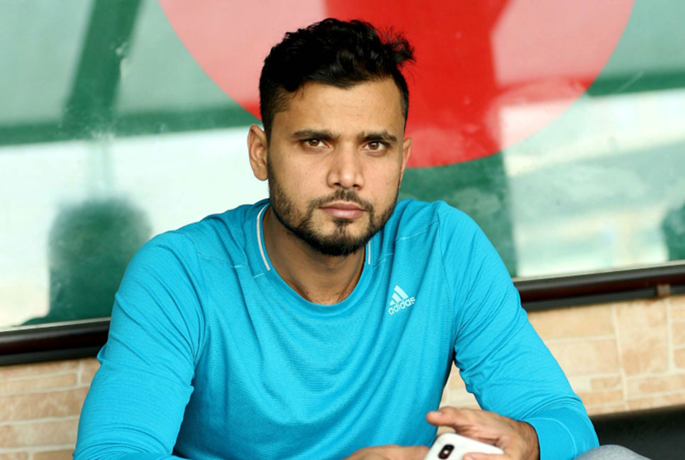 একই দলে তামিম-মাহমুদুল্লাহ, যা বললেন মাশরাফি