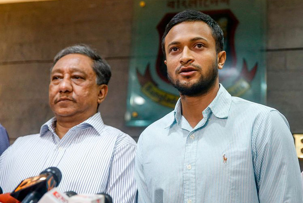 সেরা হয়ে লাভ কি যদি দেশের জন্য না খেলে, সাকিবকে নিয়ে পাপন