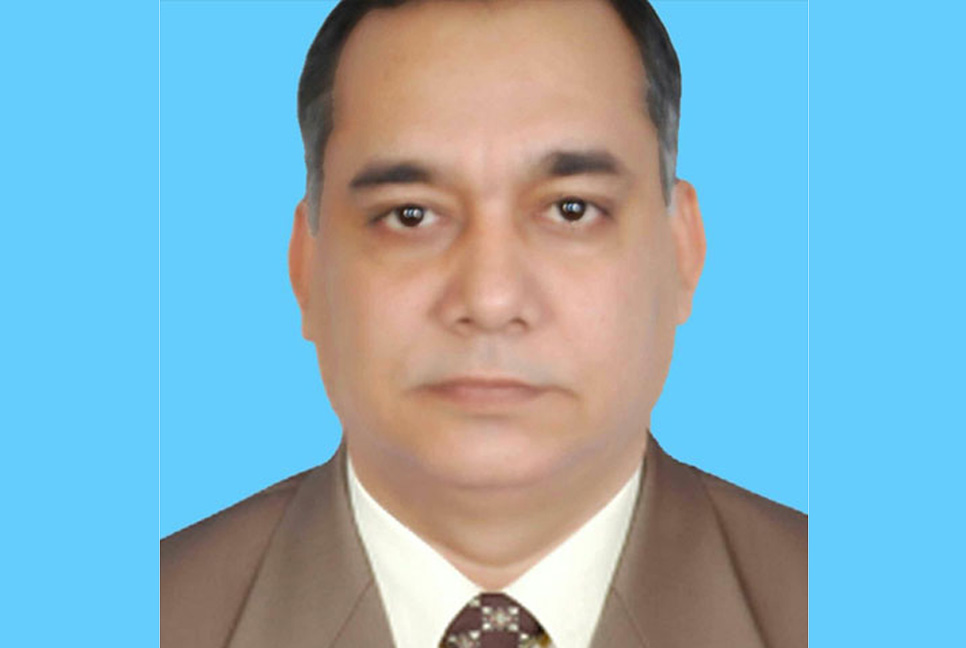 এলেন সৌদি থেকে, দাঁড়ালেন ভোটে, করলেন জয় 

