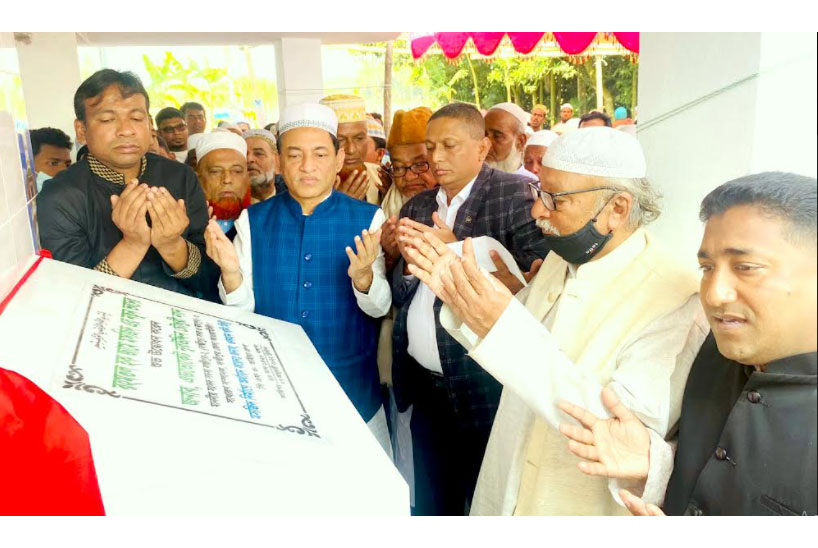 লক্ষ্মীপুরে মসজিদ ভবন উদ্বোধন