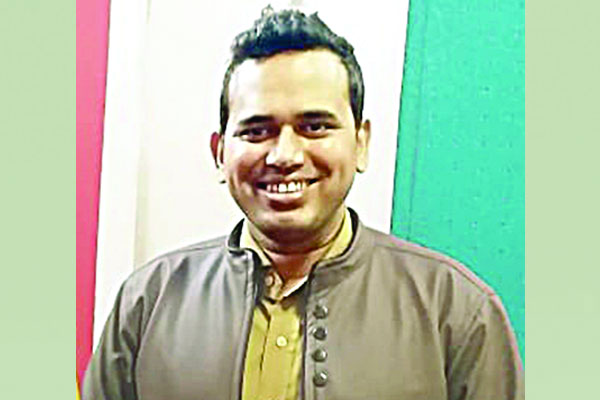 অনুরূপ আইচের ‘পাংখা’