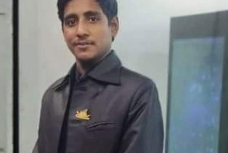 রায়পুরে কিশোর গ্যাংয়ের নেতা গ্রেফতার