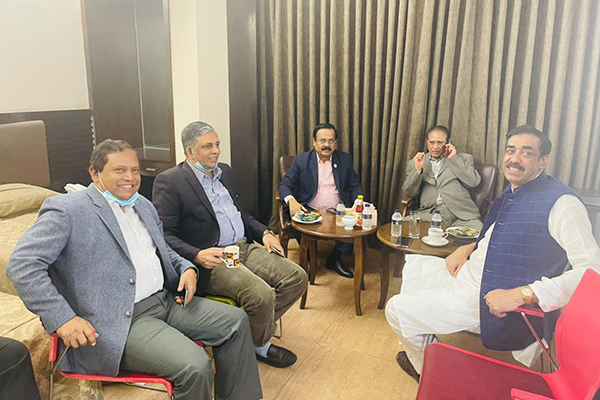 আওয়ামী লীগের কেন্দ্রীয় নেতৃবৃন্দের সঙ্গে শামীম ওসমানের সাক্ষাৎ