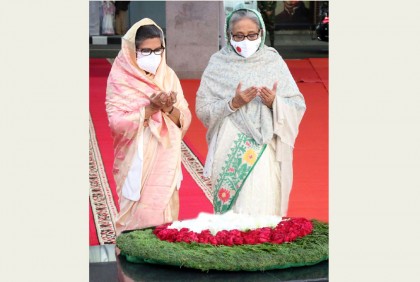 বঙ্গবন্ধুর স্বদেশ প্রত্যাবর্তন দিবসে প্রধানমন্ত্রীর শ্রদ্ধা
