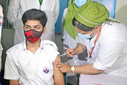 পরিচয়পত্র দেখালেই শিক্ষার্থীদের টিকা