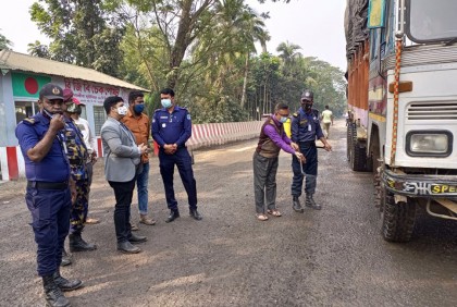 ভোমরা স্থল বন্দরে ওমিক্রন প্রতিরোধে নানা পদক্ষেপ