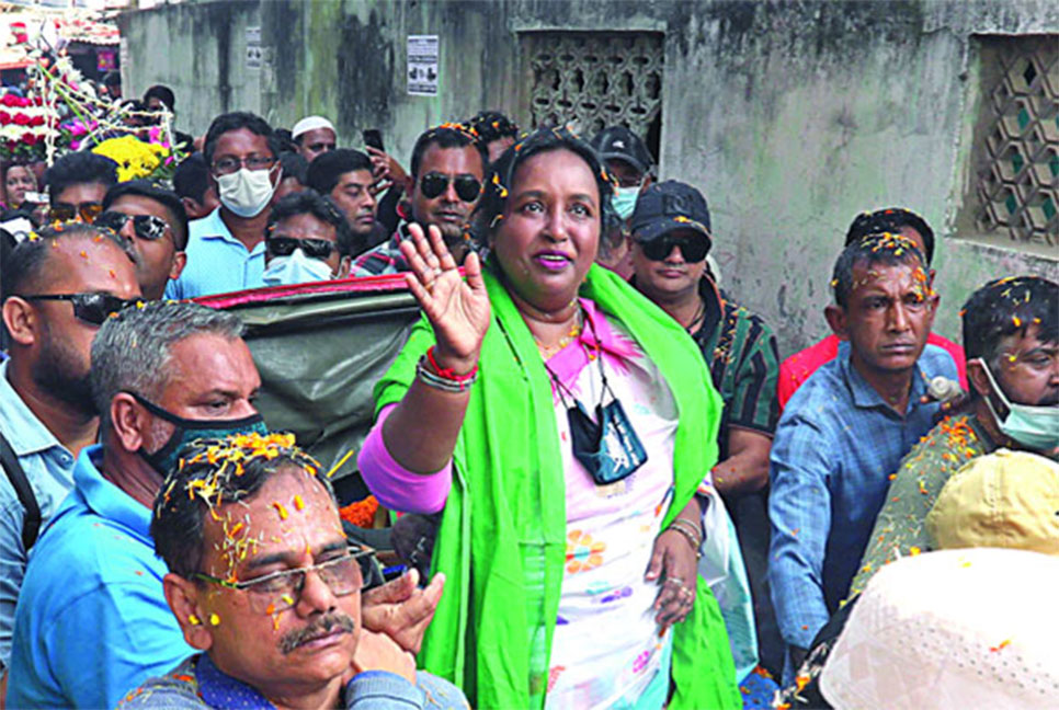 শামীম ওসমান নৌকার লোক, নৌকা ছাড়া যাবে কোথায়: আইভী