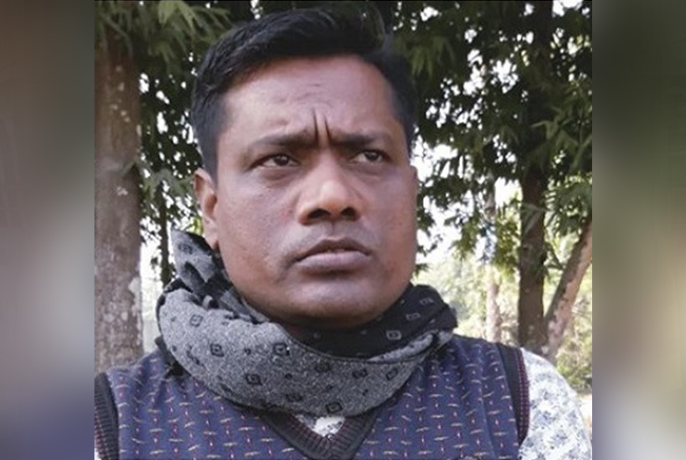 নির্বাচিত হয়েও বাড়িছাড়ার অভিযোগ মেম্বারের 