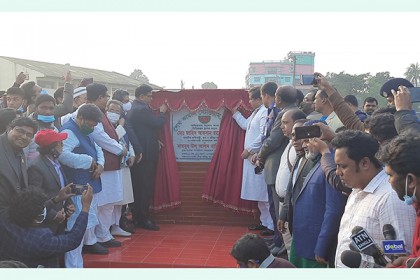 কুষ্টিয়ায় শেখ কামাল স্টেডিয়ামের নির্মাণ কাজ আনুষ্ঠানিক উদ্বোধন