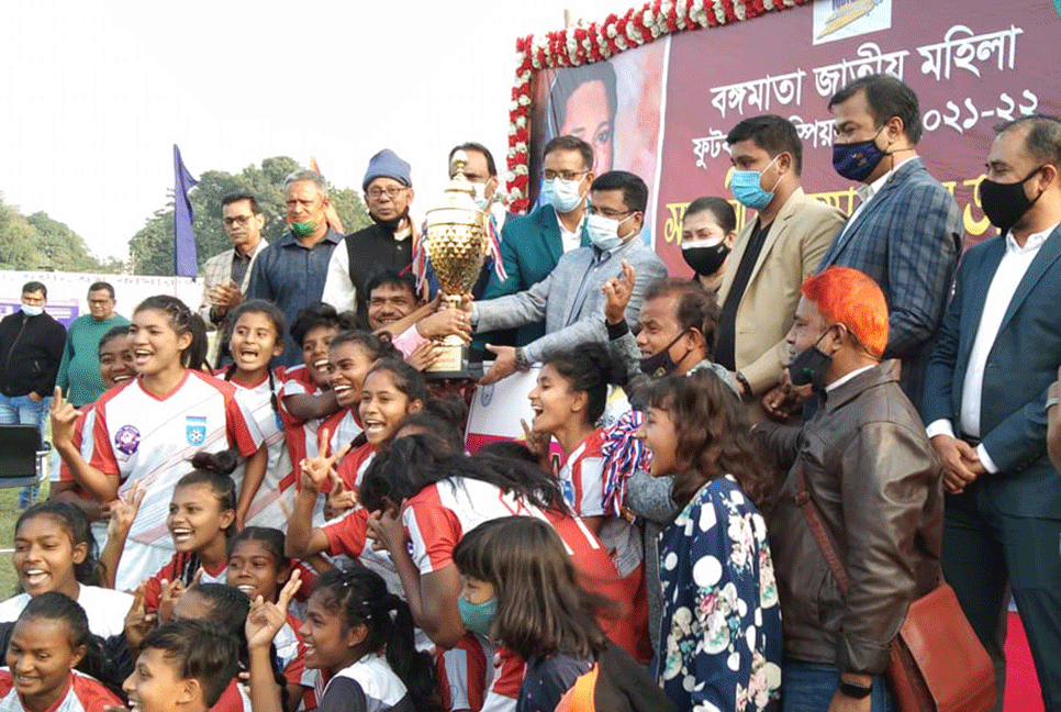 বঙ্গমাতা জাতীয় মহিলা ফুটবলে চ্যাম্পিয়ন রাজশাহী