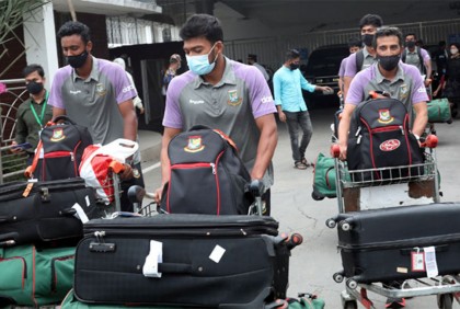 নিউজিল্যান্ড মিশন শেষে দেশে ফিরলেন মুমিনুলরা