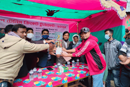 ঝিনাইদহে ক্রিকেট টুর্নামেন্ট অনুষ্ঠিত