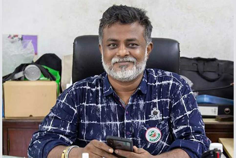 আবারও কাউন্সিলর নির্বাচিত সেই ‘করোনাযোদ্ধা’ খোরশেদ

