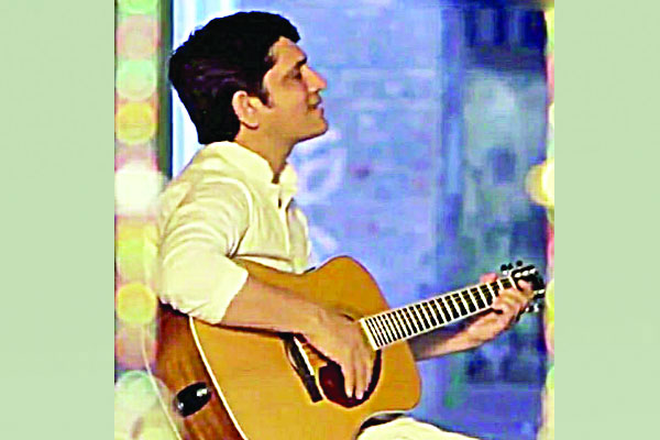 দূরবীনের ‘প্রেমের বদনাম’