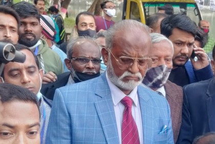 সিদ্ধিরগঞ্জে একটি কেন্দ্রে এজেন্ট ঢুকতে না দেওয়ার অভিযোগ তৈমূরের


