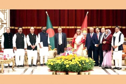 রাষ্ট্রপতির সঙ্গে শেখ হাসিনার নেতৃত্বে আওয়ামী লীগ প্রতিনিধিদের সংলাপ শুরু

