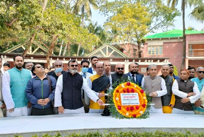 বঙ্গবন্ধুর সমাধিতে বাফার শ্রদ্ধা