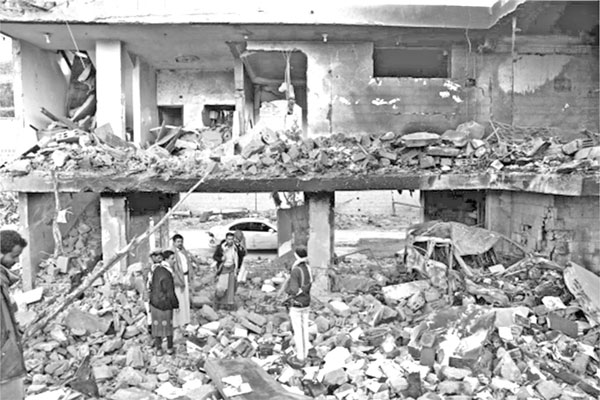 ইয়েমেনে সৌদি হামলায় হুতি কমান্ডারসহ নিহত ১৪