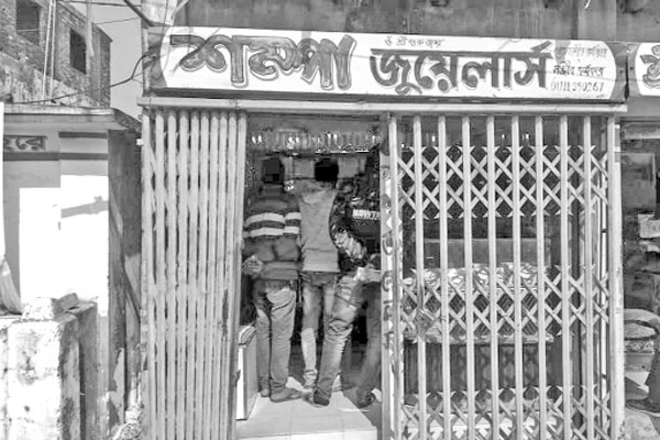 বাগেরহাটে জুয়েলারি দোকানে চুরি