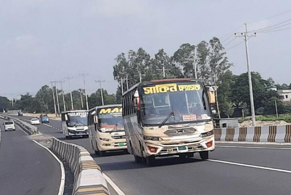 দুর্ঘটনা রোধে মহাসড়কে গাড়িতে দুইজন চালক রাখার চিন্তা

