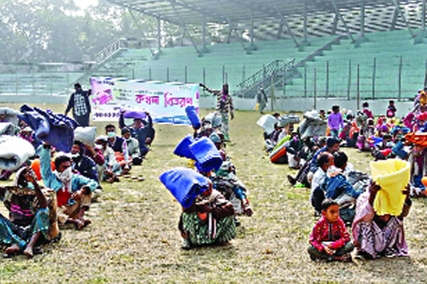 ‘এই বছর শীত থেইকে বাঁচাই দিল বসুন্ধরা’