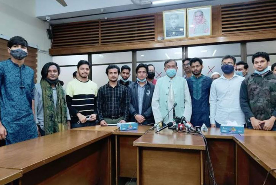 চবিসাস গণমাধ্যমের পাশাপাশি দেশকে সমৃদ্ধ করবে: তথ্যমন্ত্রী