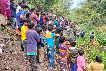 ডোবা থেকে বৃদ্ধের অর্ধগলিত লাশ উদ্ধার