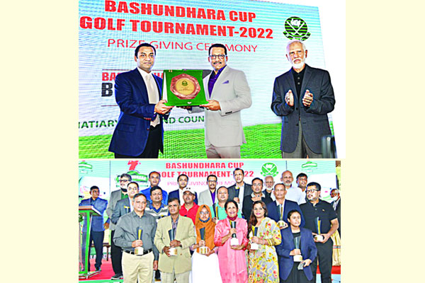 তারুণ্য ও শক্তির প্রতীক খেলাধুলা