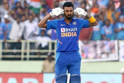 লজ্জার রেকর্ডে ‘ক্যাপ্টেন্সি ক্যারিয়ার’ শুরু রাহুলের