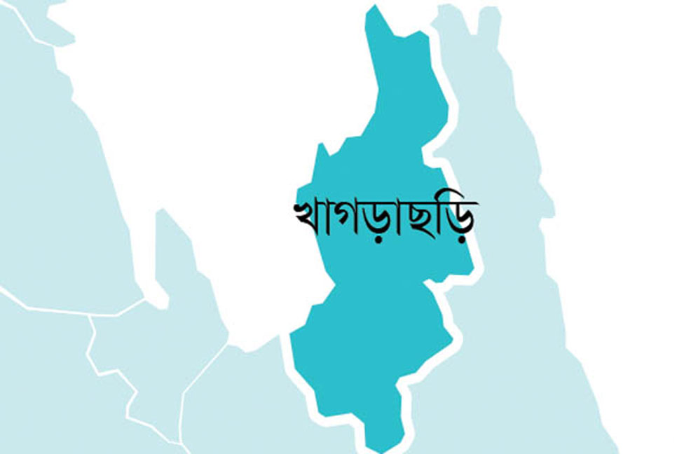 বিএনপির অস্থায়ী কার্যালয়ে বিস্ফোরক হামলার অভিযোগ