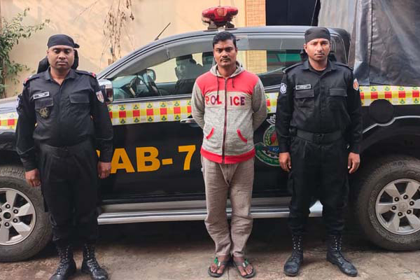 চট্টগ্রামে ধর্ষণ মামলার আসামি গ্রেফতার