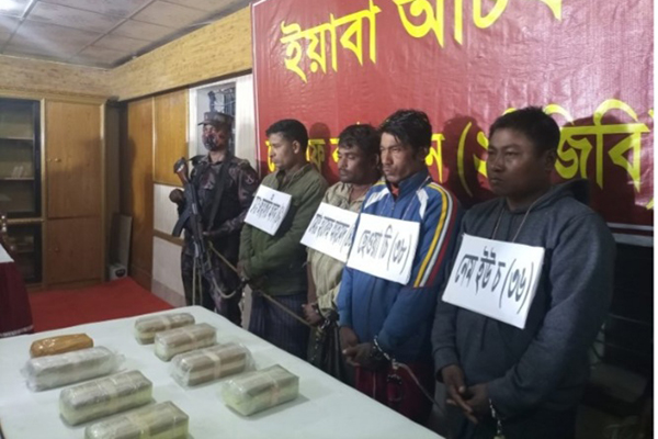 টেকনাফে বিজিবির পৃথক অভিযানে সাড়ে ৭ কোটি টাকার ইয়াবা উদ্ধার, আটক ৪ 