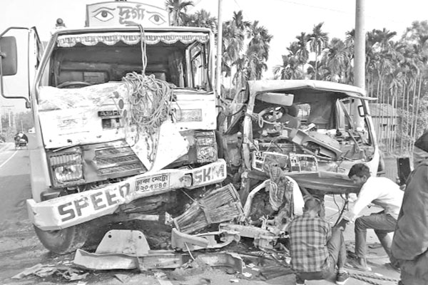 ১২ জেলায় ১৫ জনের প্রাণহানি