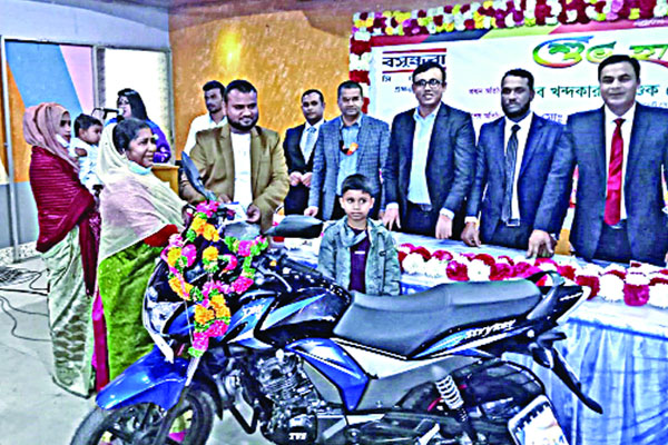 গুণগত মানের কারণে নেতৃত্ব দিচ্ছে বসুন্ধরা সিমেন্ট