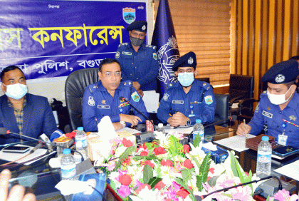 বগুড়ায় ভ্যান চালক হত্যায় নারীসহ গ্রেফতার ৪