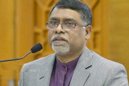 ‘বুস্টার ডোজের বয়সসীমা ৪০ বছরে নামিয়ে আনা হয়েছে’