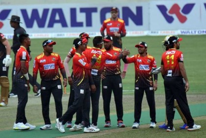 চট্টগ্রামকে হারিয়ে পয়েন্ট টেবিলের শীর্ষে কুমিল্লা

