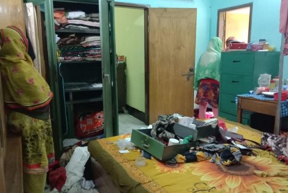 মুন্সিগঞ্জে অস্ত্রের মুখে জিম্মি করে ডাকাতি