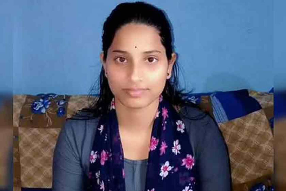 করোনায় স্বামীর মৃত্যু, চিকিৎসার ৪৬ লাখ টাকা দান করলেন তরুণী!