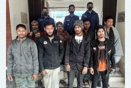 বোয়ালমারীতে ওয়ারেন্টভুক্ত ১০ আসামি গ্রেফতার