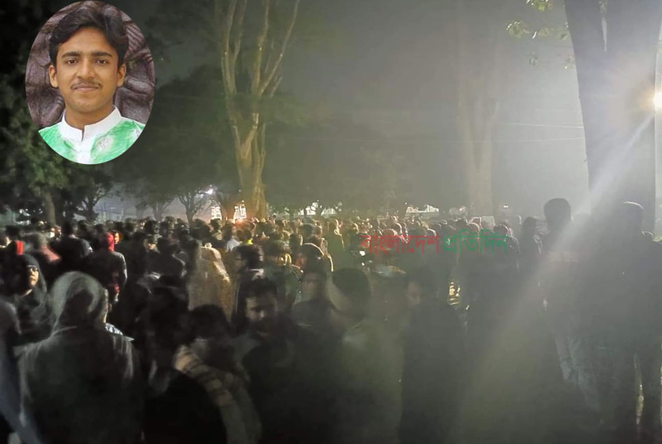 আন্দোলনকারী শিক্ষার্থীদের দাবি মেনে নেওয়ার আশ্বাস রাবি উপাচার্যের