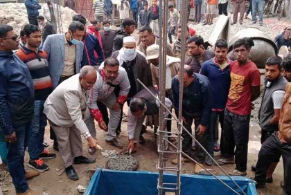 অবশেষে রংপুর সিটি বাজারে নির্মাণ হচ্ছে গণশৌচাগার
