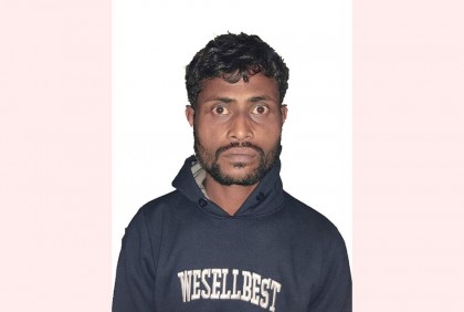 ঘুম থেকে না উঠায় হেলপারকে হত্যা, লাশ সিটে রেখে মাল আনলোড করলো চালক!