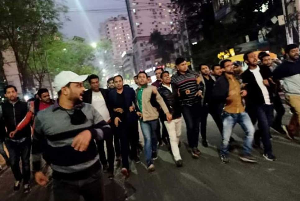 নয়াপল্টনে ছাত্রদল-পুলিশ সংঘর্ষ, মজনুসহ আটক ২৫ 

