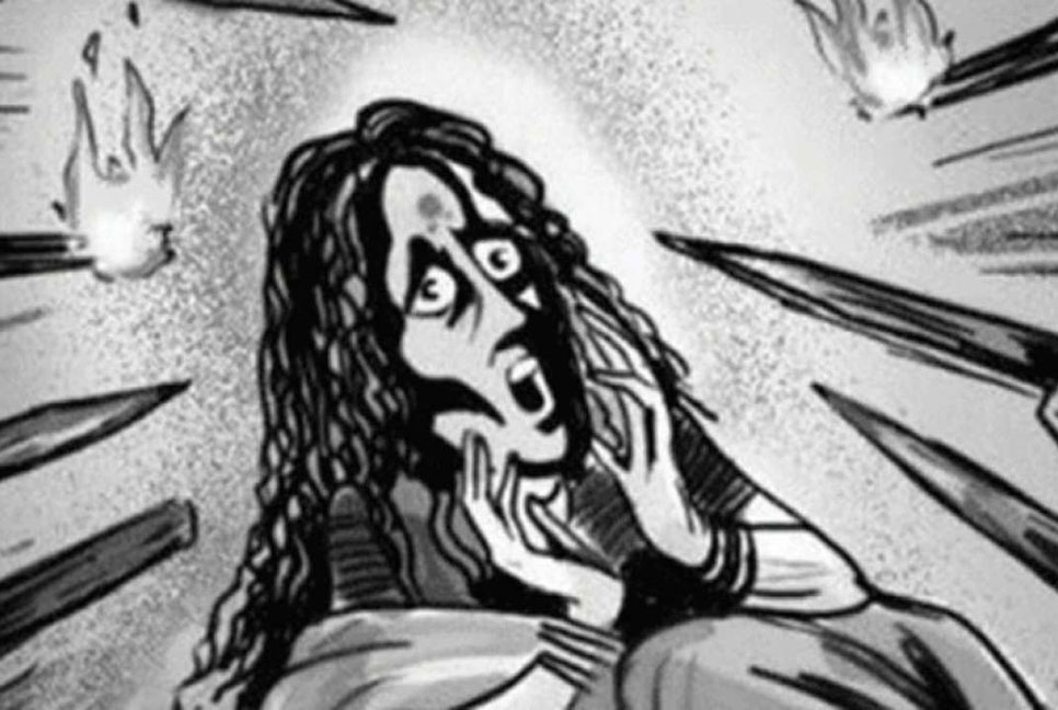 ডাইনি অপবাদে এক হাজার মানুষকে পিটিয়ে হত্যা!