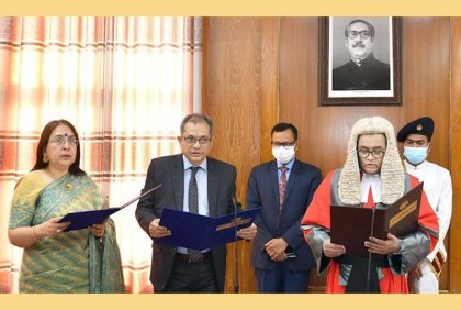 পিএসসির নতুন দুই সদস্য শপথ নিলেন 

