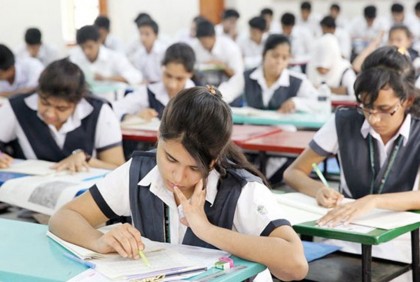 নম্বর-সময় উভয়ই কমবে এসএসসি-এইচএসসিতে