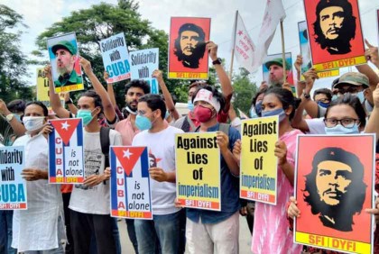 ছয় দশকের অবরোধও ভাইরাস, কিউবায় আমেরিকাবিরোধী বিক্ষোভ